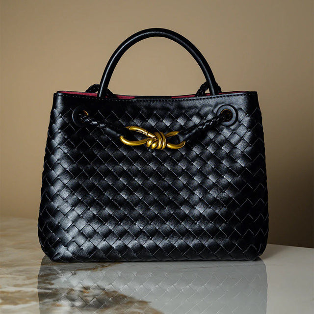 Black GRACEFUL TOTEBAG